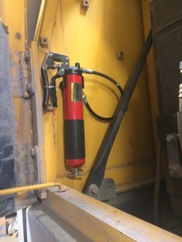 *New Item* Magnetic Grease Gun & Aerosol Can Clip